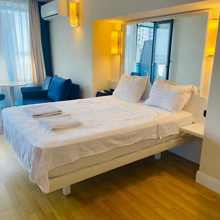 Downtown Centre In Batumi Aparthotel Orbi City Exterior photo