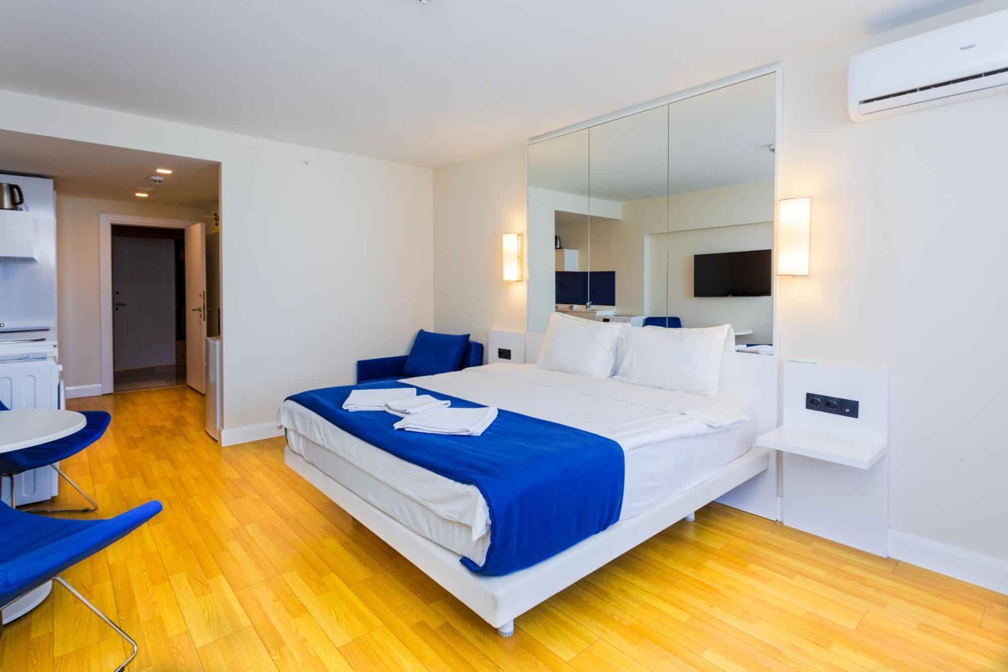 Downtown Centre In Orbi Apartment